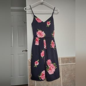 Monteau Junior summer dress navy blue/red flowers size xs